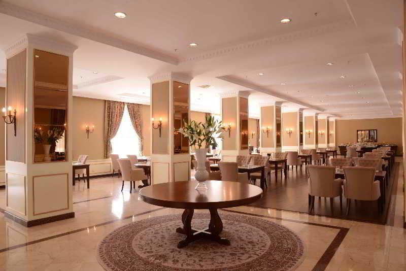 Lotte City Hotels Tashkent Palace Екстериор снимка