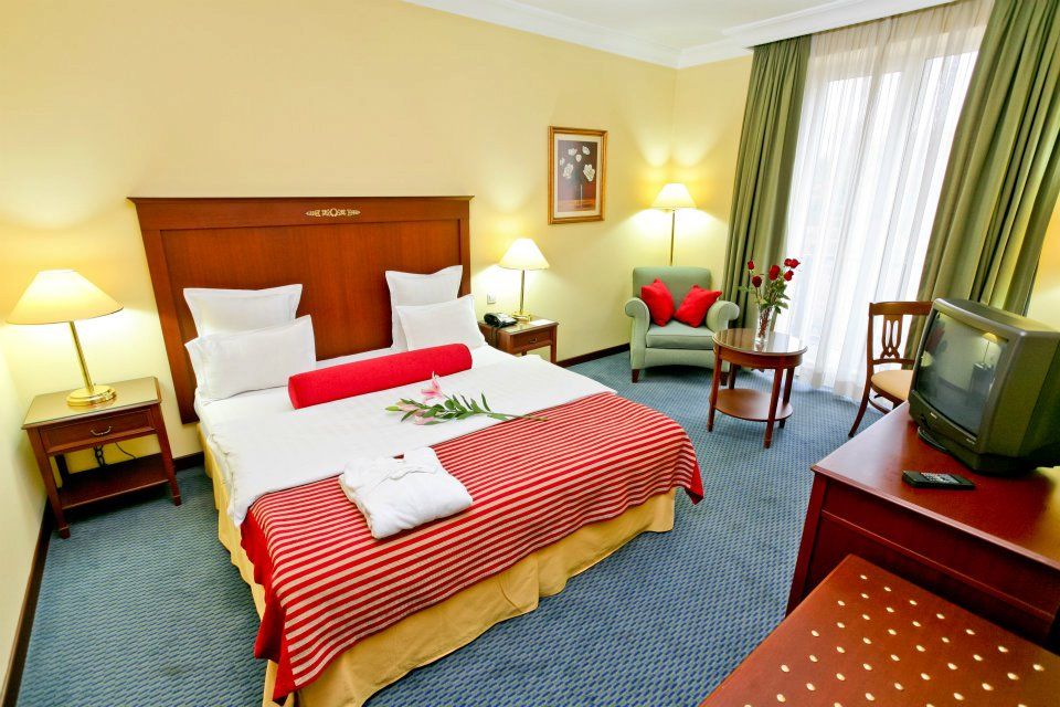 Lotte City Hotels Tashkent Palace Екстериор снимка