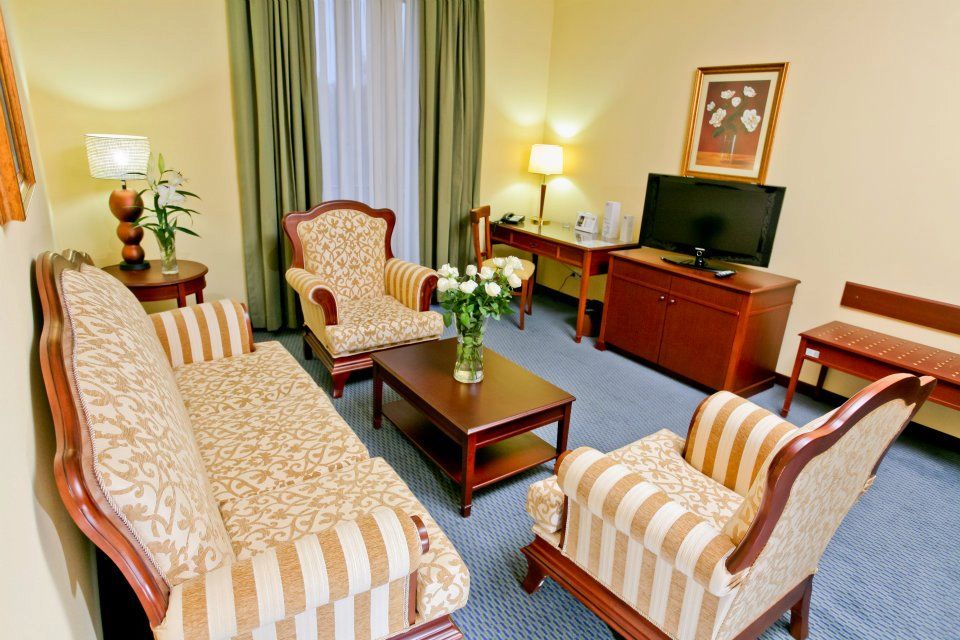 Lotte City Hotels Tashkent Palace Екстериор снимка